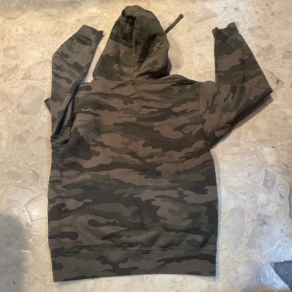 True Religion Men’s Foil Buddha Logo Hoodie – Camo Green (Size Small) - Picture 7 of 7